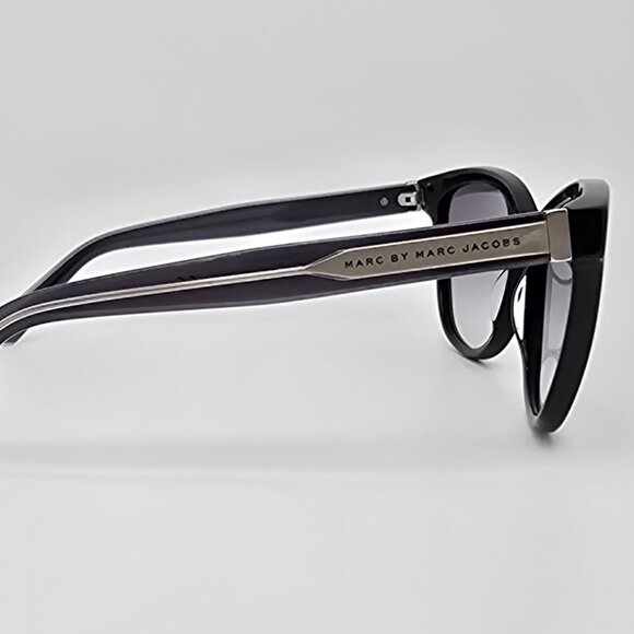 Marc Jacobs MMJ411/S Black Frame Grey Lens Cat Eye Sunglasses w/ Case 57-15-140 - Picture 6 of 14